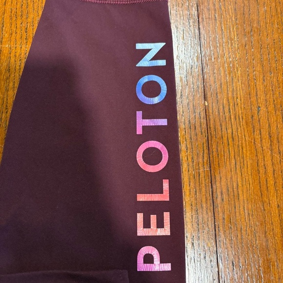 Lululemon Athletica Peloton Maroon Leggings with Multicolor Logo LIKE NEW - Picture 2 of 7